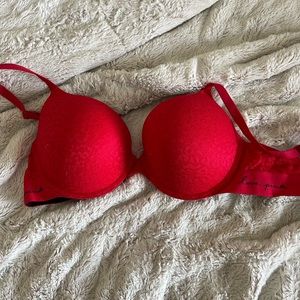 Victoria’s Secret bra